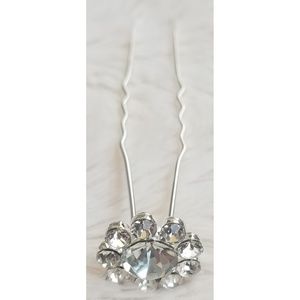 Flower bling hair pin